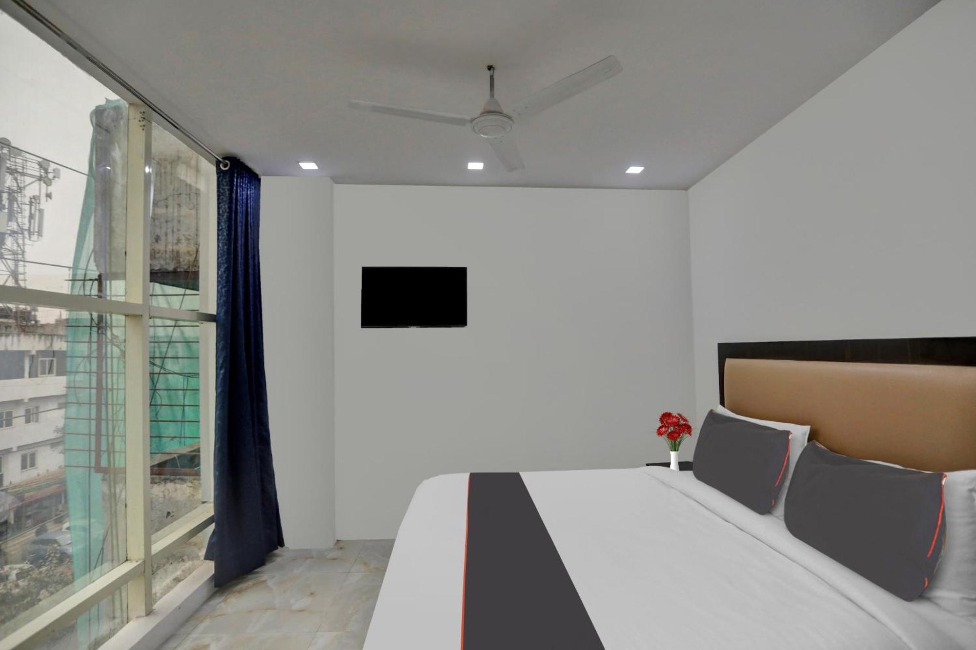 Hotel Super Townhouse The Arrow Near Lotus Temple Nueva Delhi Exterior foto